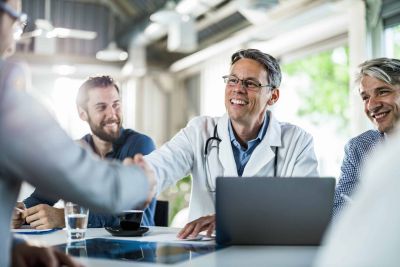 Weiterlesen auf Stockfoto Erfolgreich im Gesundheitswesen