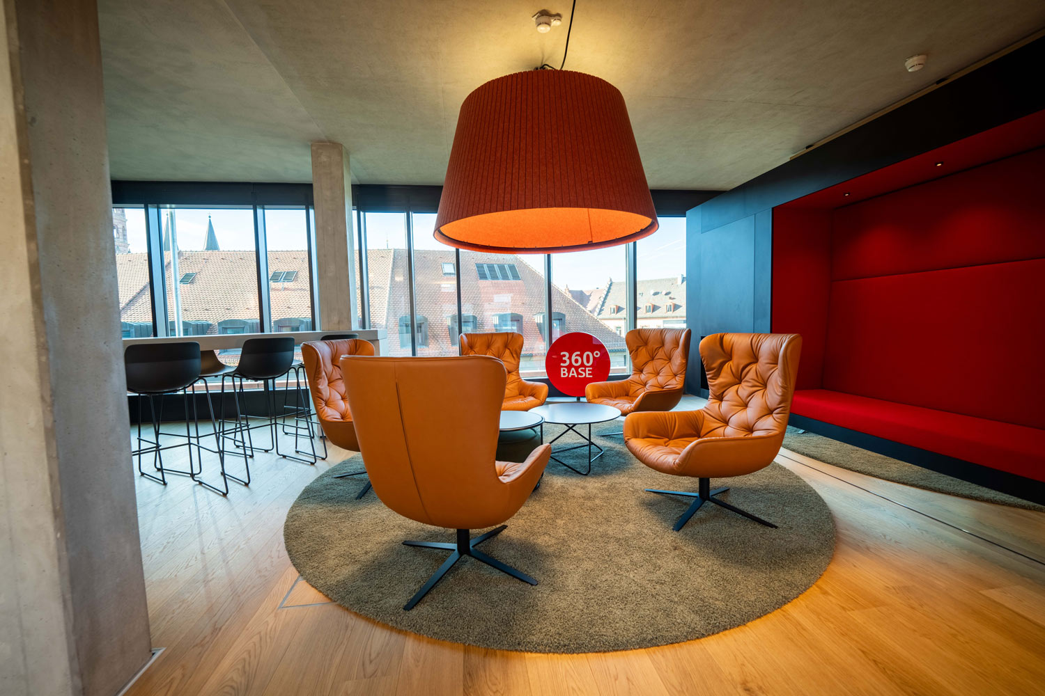 bequeme Sitzgelegenheiten der 360° Base